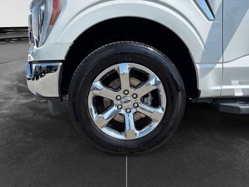 Used 2021 Ford F150 Lariat w/ Equipment Group 502A High AWD/4WD image 9