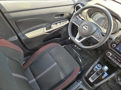 Used 2024 Nissan Versa SR w/ Trunk Package image 15