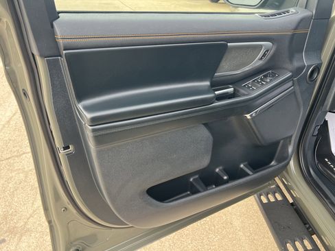 Used 2025 Ford Expedition Tremor image 16