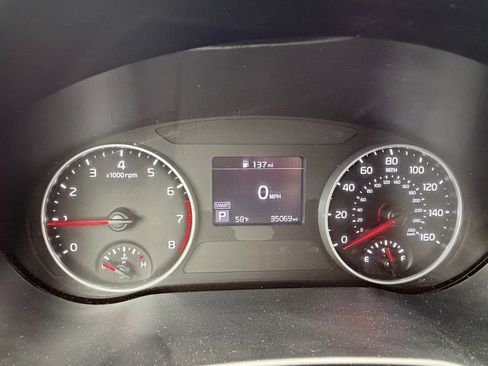Used 2023 Kia Seltos LX AWD/4WD image 14