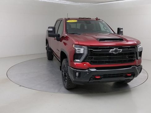 Used 2025 Chevrolet Silverado 2500 LTZ w/ Trail Boss Package AWD/4WD image 10