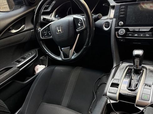 Used 2019 Honda Civic EX image 10