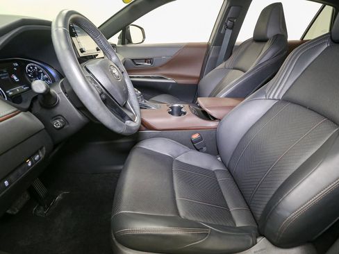 Used 2021 Toyota Venza XLE w/ Softex Package AWD/4WD image 43