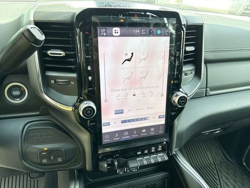 New 2026 RAM 3500 Laramie AWD/4WD image 22