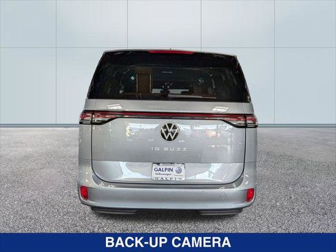 New 2025 Volkswagen ID. Buzz Pro S image 4