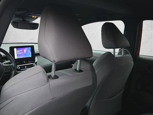 Used 2024 Toyota Corolla Cross SE image 13