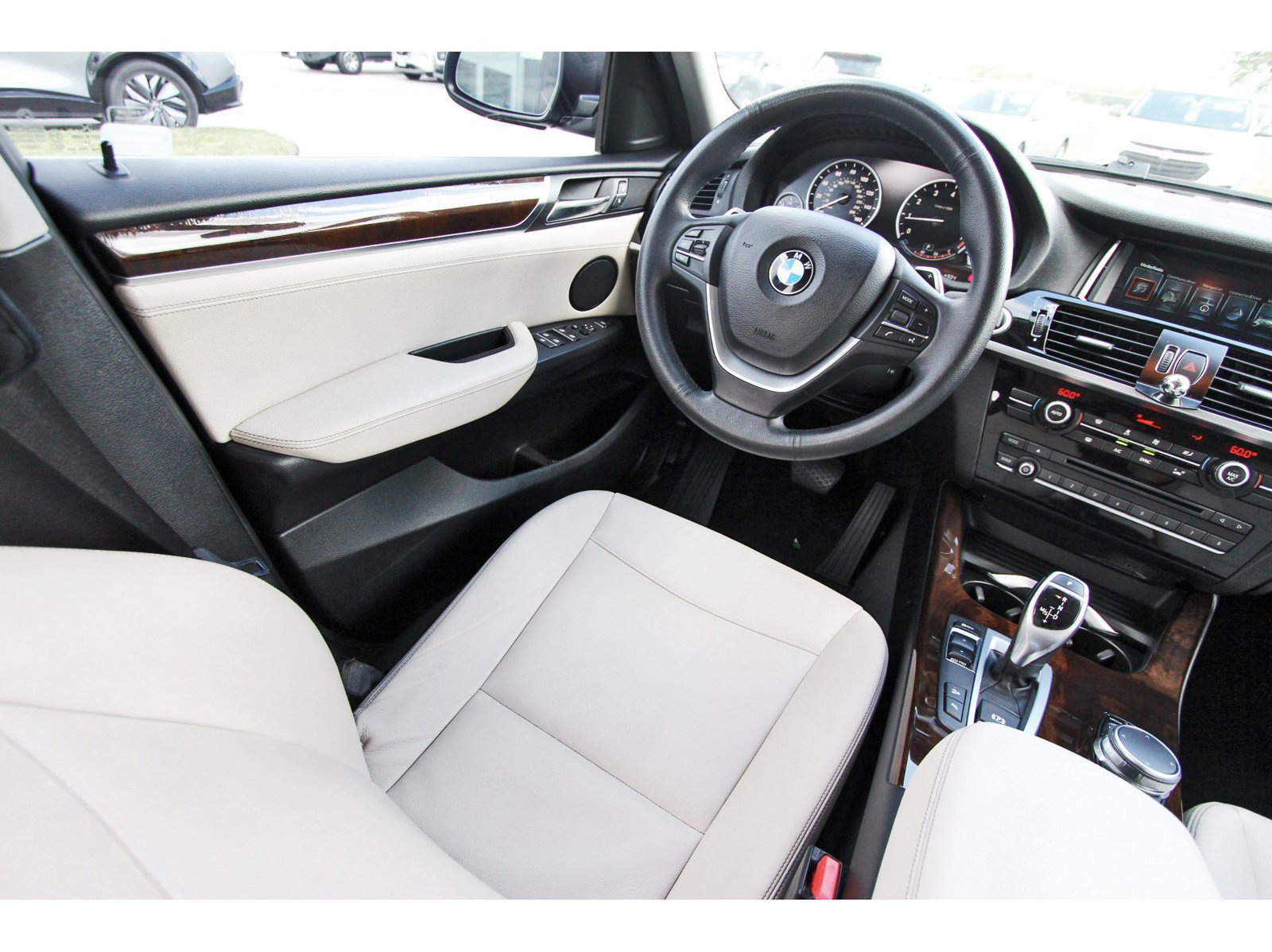 Used 2017 BMW X4 xDrive28i AWD/4WD image 12