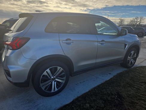 Used 2024 Mitsubishi Outlander Sport SE image 4
