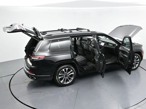 Used 2023 Jeep Grand Cherokee L Overland w/ Luxury Tech Group IV AWD/4WD image 49