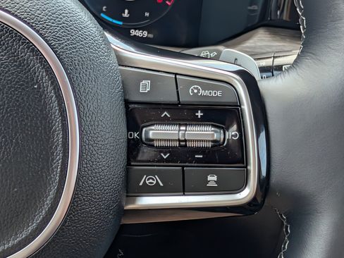 Certified 2023 Kia Sorento SX Prestige AWD/4WD image 30