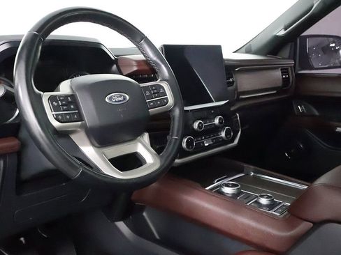 Used 2022 Ford Expedition Limited image 33
