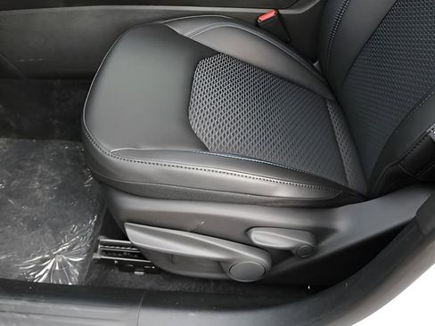 New 2026 Jeep Compass Latitude image 12