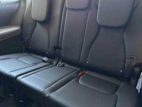 New 2026 Kia Carnival SX FWD image 15