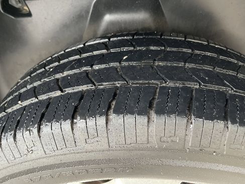 Used 2018 RAM 1500 Classic SLT AWD/4WD image 20