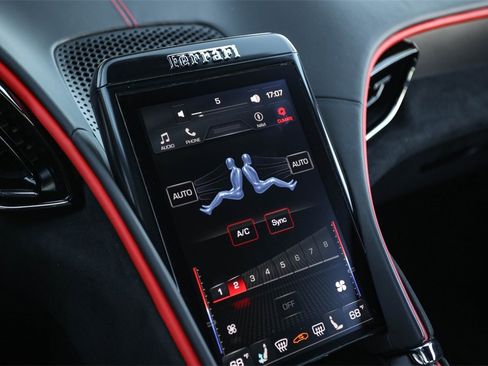 Certified 2021 Ferrari Roma image 30