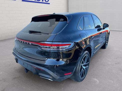 Used 2023 Porsche Macan image 9