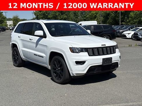 Used 2019 Jeep Grand Cherokee Altitude AWD/4WD image 1