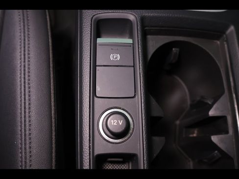 Used 2023 Audi Q3 2.0T Premium image 27