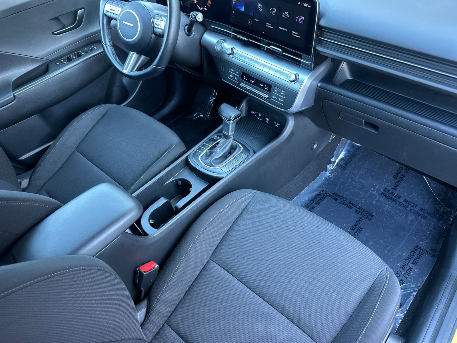 Used 2025 Hyundai Kona SEL FWD image 17