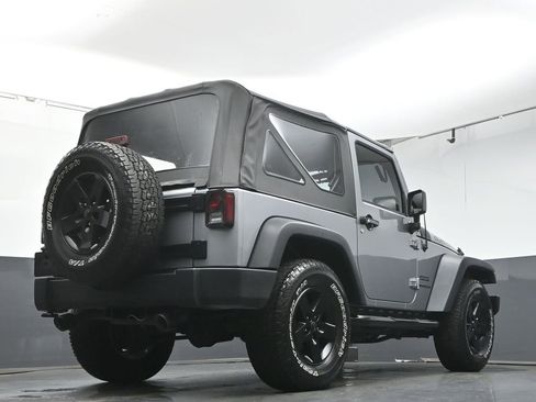 Used 2016 Jeep Wrangler Sport w/ Quick Order Package 24S AWD/4WD image 30