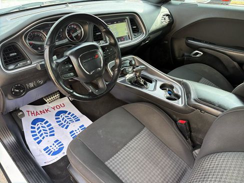 Used 2020 Dodge Challenger R/T Scat Pack w/ Driver Convenience Group RWD image 23