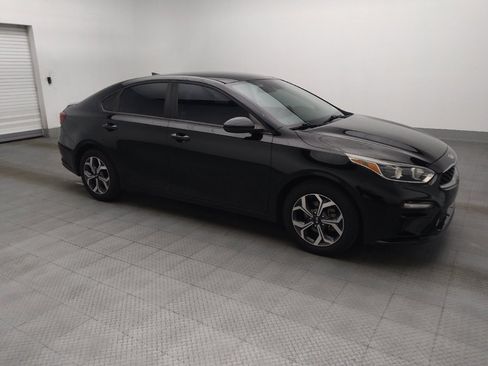 Used 2019 Kia Forte LXS FWD image 11
