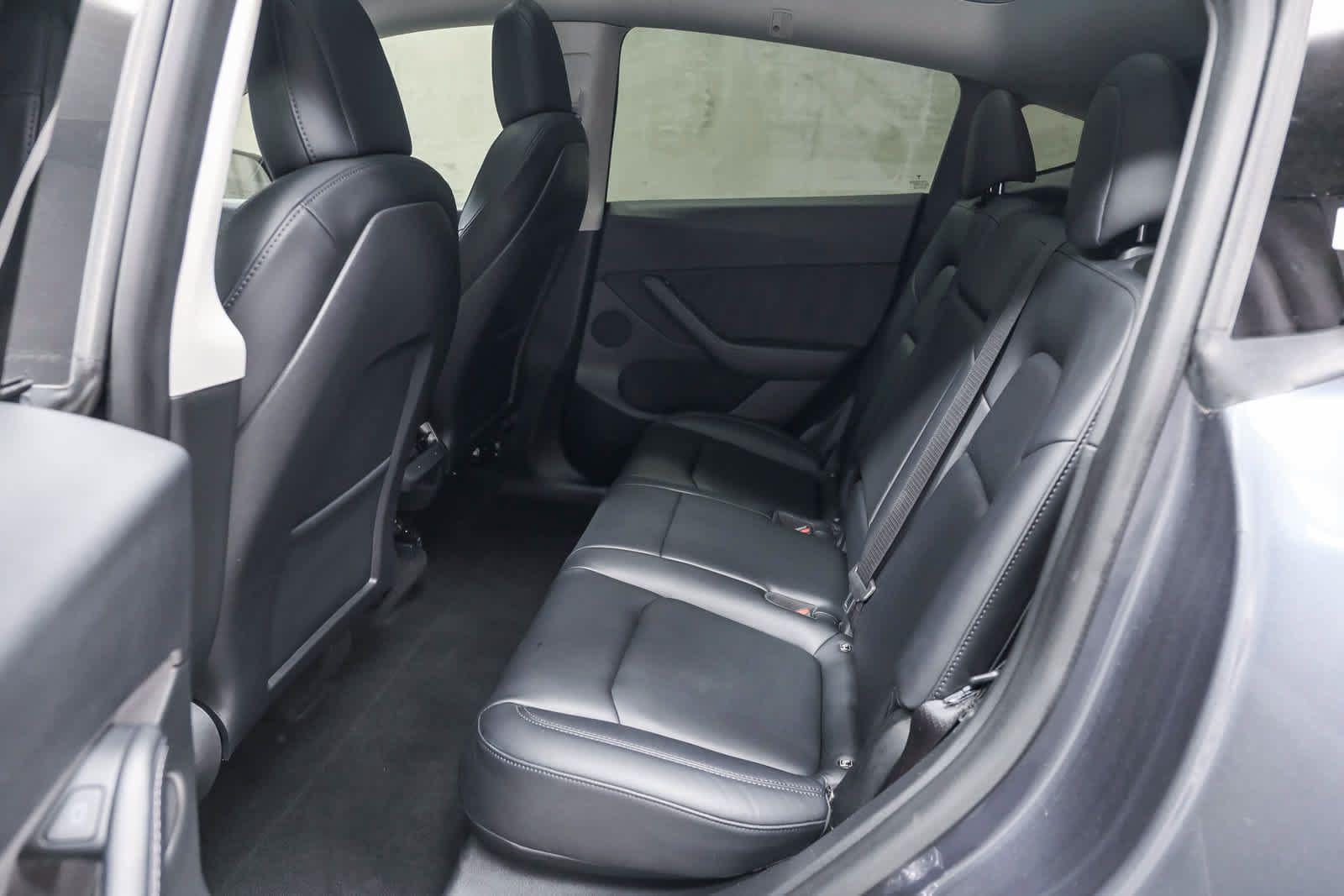 Used 2022 Tesla Model Y Performance AWD/4WD image 19