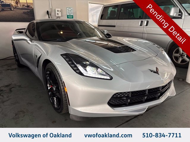 Used 2019 Chevrolet Corvette Stingray Coupe w/ Carbon Flash Badge Package RWD image 1