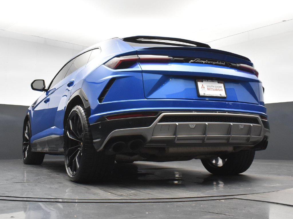 Used 2020 Lamborghini Urus AWD/4WD image 21