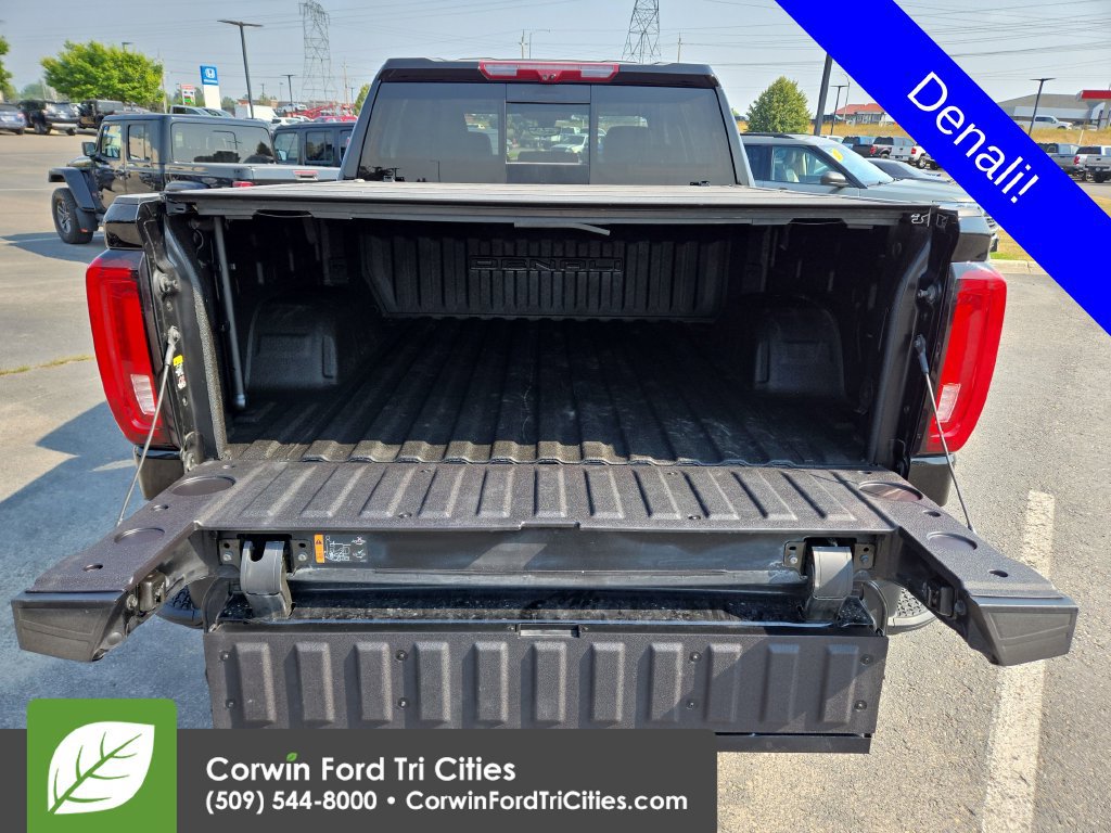 Used 2021 GMC Sierra 1500 Denali w/ Denali Ultimate Package AWD/4WD image 35