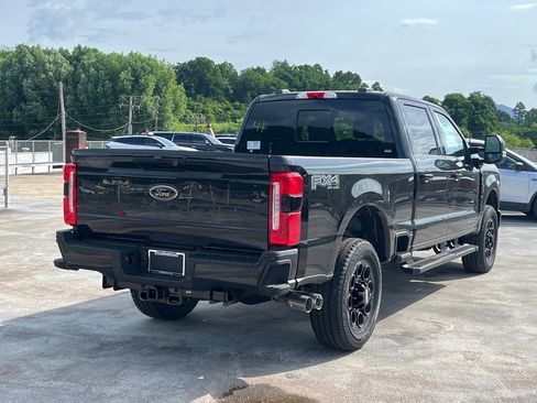 New 2025 Ford F250 Lariat w/ Black Appearance Package image 3