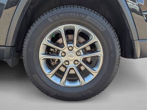 Used 2015 Jeep Grand Cherokee Limited AWD/4WD image 9