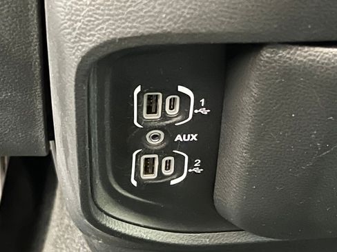 Used 2020 RAM 1500 Big Horn w/ Trailer Tow Group AWD/4WD image 35
