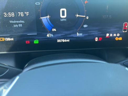 Used 2024 Chevrolet Equinox EV LT w/ LPO, Blackout Package FWD image 15