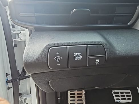 New 2026 Hyundai Elantra Sport FWD image 15