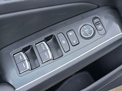 Used 2025 Honda Civic Sport Touring image 17