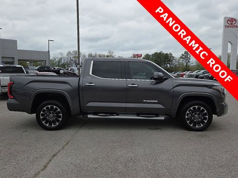 Used 2022 Toyota Tundra Limited AWD/4WD image 6