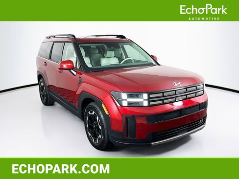 Used 2025 Hyundai Santa Fe SEL image 1