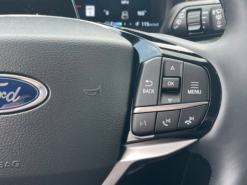 New 2026 Ford Explorer Platinum w/ LUX Leather Package AWD/4WD image 18