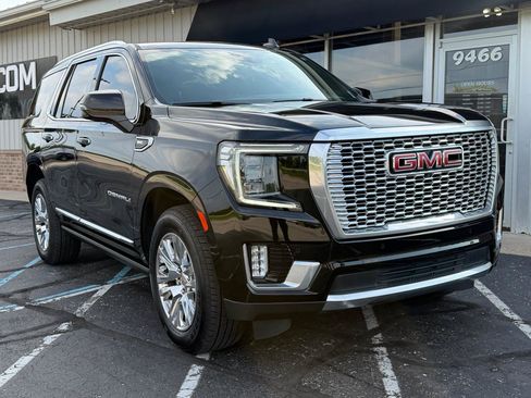 Used 2022 GMC Yukon Denali w/ Advanced Technology Package AWD/4WD image 8