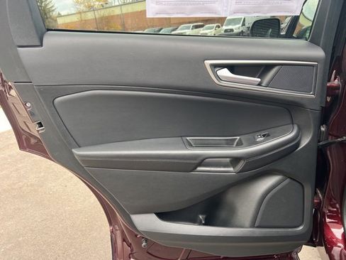 Certified 2024 Ford Edge SEL w/ Convenience Package image 17