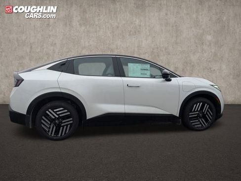 New 2026 Nissan Leaf SV+ w/ Floor Mat Package (SV+) FWD image 9