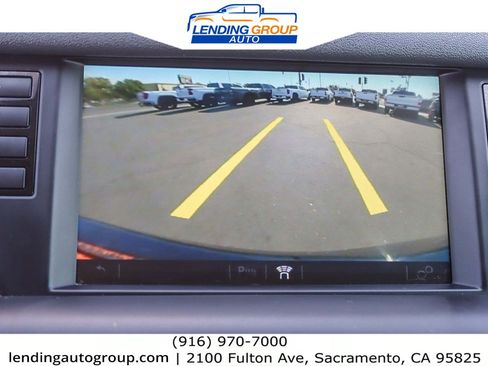 Used 2018 Land Rover Discovery Sport SE image 21