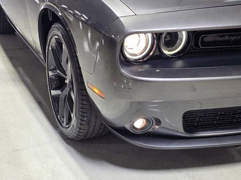 Used 2023 Dodge Challenger SXT w/ Blacktop Package image 9