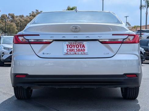 Used 2025 Toyota Camry LE FWD image 12