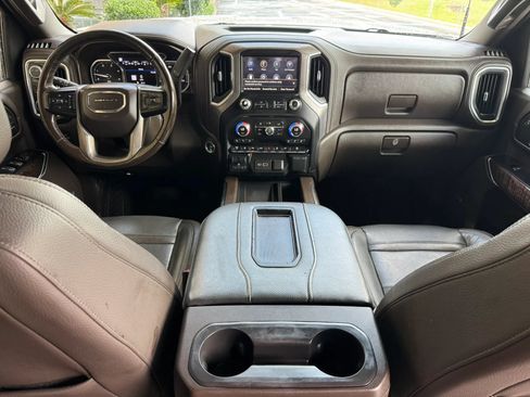 Used 2020 GMC Sierra 2500 Denali w/ Denali Ultimate Package AWD/4WD image 22