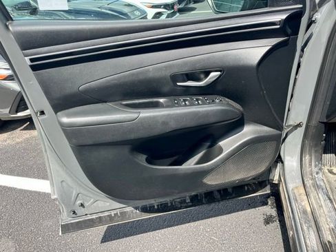 Certified 2024 Hyundai Tucson SEL FWD image 11