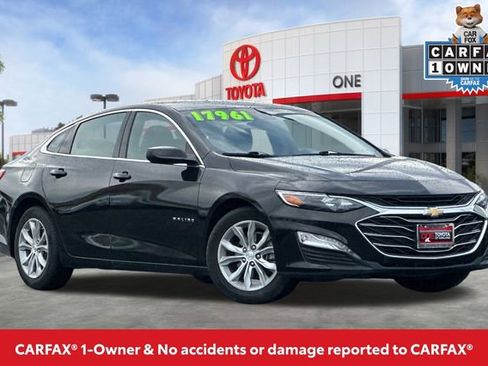 Used 2023 Chevrolet Malibu LT image 2