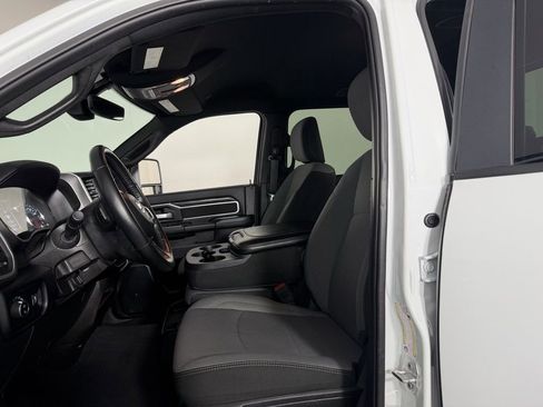 Used 2024 RAM 2500 Big Horn w/ Bed Utility Group image 19