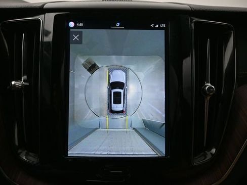Used 2023 Volvo XC60 B6 Ultimate w/ Protection Package Premier AWD/4WD image 20